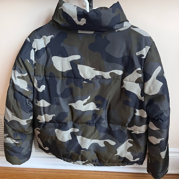 Camouflage H&M jacket - Picture 2 of 3